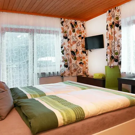 Haus-hoellerer-ferienwohnung-1