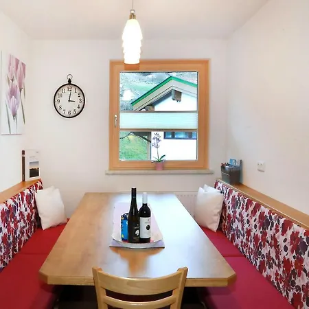 Haus-hoellerer-ferienwohnung-1 * Uttendorf